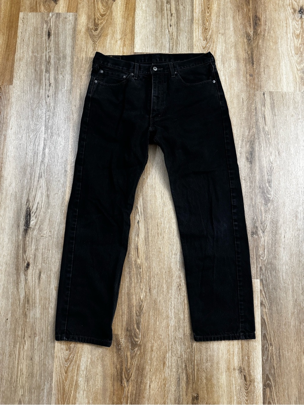 Levi's 505 Relaxed Black Men's Jeans — Timeless Everyday Style